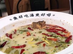 -江渔儿酸菜鱼(奥园广场金发购物中心店)
