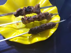 -烤肉小伙烤肉店