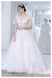 -派丽莫Pellimo原创设计婚纱品牌
