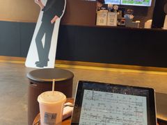 -瑞幸咖啡(显贵商务楼店)