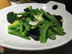 -大树餐厅(红旗街万达店)