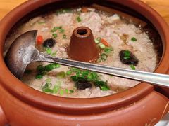 汽锅菌子肉饼-老滇山寨•云南特色菜•地方菜•民族风情歌舞表演(金碧店)