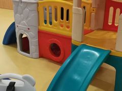 -红黄蓝早教(西海岸旗舰中心)