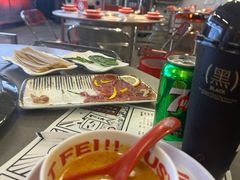-生活如沸·顺德水牛奶火锅(大学路店)