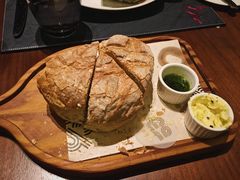 餐前包-恰餐厅及酒吧 CHAR Bar & Grill (北京丽都皇冠假日店)