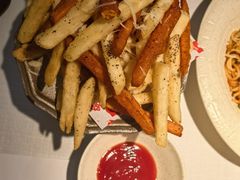 -春树下·树屋花房西餐厅(罍街AS1980店)