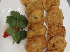 荞麦鱼饼拼墨鱼拼-六婶西关小厨(光塔路店)