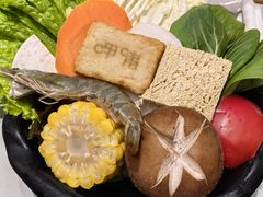 -呷哺呷哺(融创茂店)