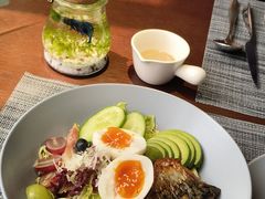 -卡普里披萨·牛扒·下午茶