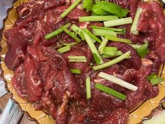 -黄利砖万峰林布依特色酸笋牛肉馆