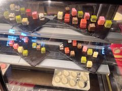 -釜御山海鲜烤肉火锅自助(新城市中心店)