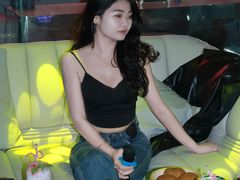 -宝岛甲壳虫KTV(蓝天路店)