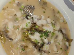 -严记小天府酸菜鱼(西四路店)