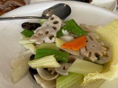 荷塘月色-海湾壹品·粤菜·早茶·烤鸭(拱北店)