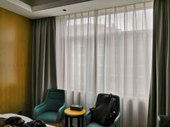 -南宁世纪君悦大酒店(青秀万达滨湖路地铁站店)