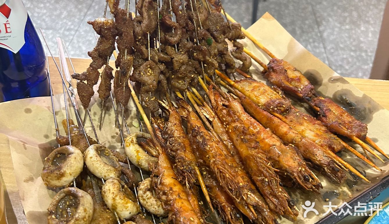 一口精酿啤酒，一口雪花牛肉，假期正确打开方式