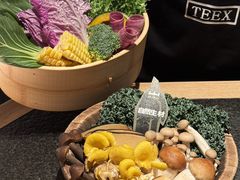 -三出山火锅(万象天地店)