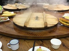 -咱屯子铁锅炖直营店(保利店)