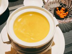 即位鱼翅-半岛翡丽海鲜自助餐厅(观风亭店)