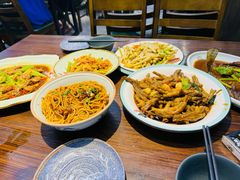 -民间瓦缸煨汤館(嵩山路店)