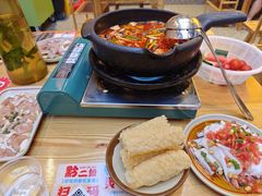 -黔二妞地摊火锅(龙华清湖店)