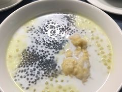 招牌榴莲飘香-遇见甜品站(魁奇店)