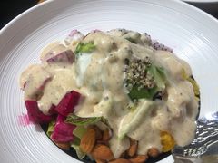 牛油果蔬沙拉-必点海鲜·鲅鱼水饺(鞍山西道店)