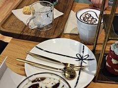 -ZING COFFEE 镜咖啡