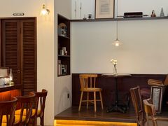 -Café Monson