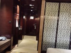 -成都保利公园皇冠假日酒店(熊猫基地店)