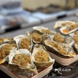 带女朋友来，每次都能吃两盘[尴尬]，吼吼吃。。。