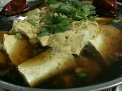 -明月食府(二区干二路店)
