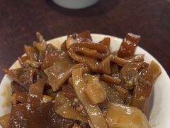-金卯白肉罩火烧