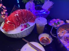 -唯爱KTV聚会餐厅(仙林东城汇店)
