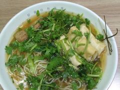 -牛吃草牛肉面(翠柏路店)