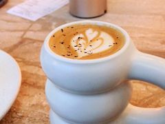 -玲婧胡同·生日蛋糕·餐厅(嘉里城店)