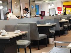 大堂-火辣辣美蛙鱼头自助火锅(仁和路店)