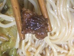 -鹍记特色牛杂面