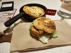-必胜客(集美杏东店)