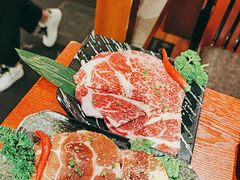-喜牛烧肉酒场·黑金店(威高广场店)