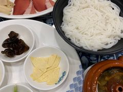-桥香园云南过桥米线(红龙井店)