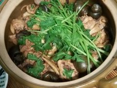 招牌必点-田螺鸡煲-食爺炭炉鸡煲·烧烤