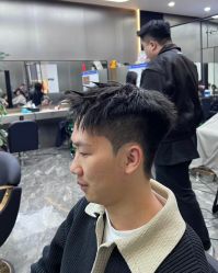 -尤司男士国潮理发馆