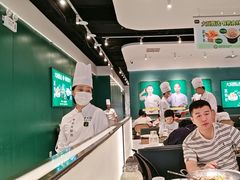 -费大厨辣椒炒肉(黄兴中心广场店)