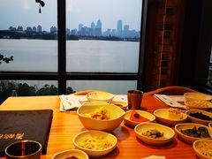 靠窗位-青鹤谷(苏州店)