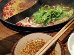 -萍姐火锅·公路夜市(武汉首店)