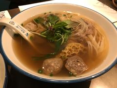 -美奈小馆·越南料理(中航城君尚购物中心店)