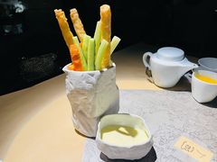 笔筒色拉-穹六人间 people 6(岳阳路店)