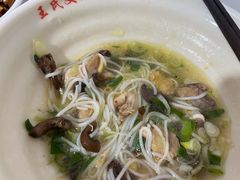 -文山荷鲜居(翠湖店)
