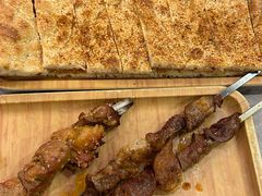 -乡村馕坑肉·烧烤·新疆菜·本地人更爱吃(阿勒泰首店)